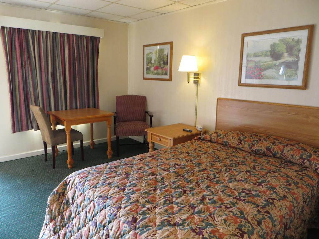 Pine Crest Motor Lodge Holly Springs Camera foto